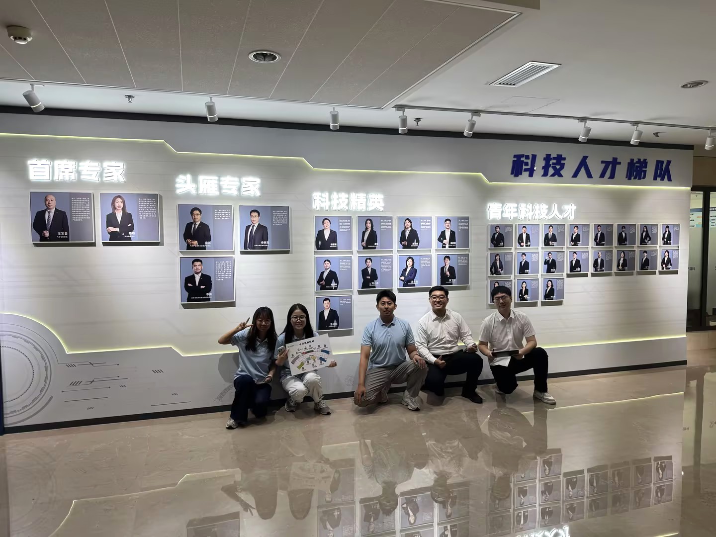 c2d9f073-32df-48ef-b83a-f969e939477b.jpg