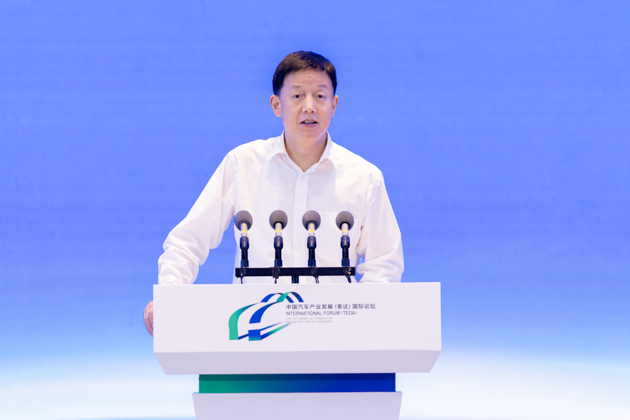 陆新明.jpg